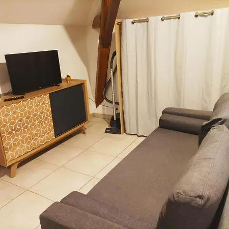 Studio En Pleine Campagne Avec Jardin Privatif Bournand Exterior photo